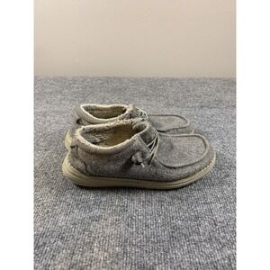 Hey Dude Wally Men's size 7 Shoes Gray Slip On Comfort Stretch